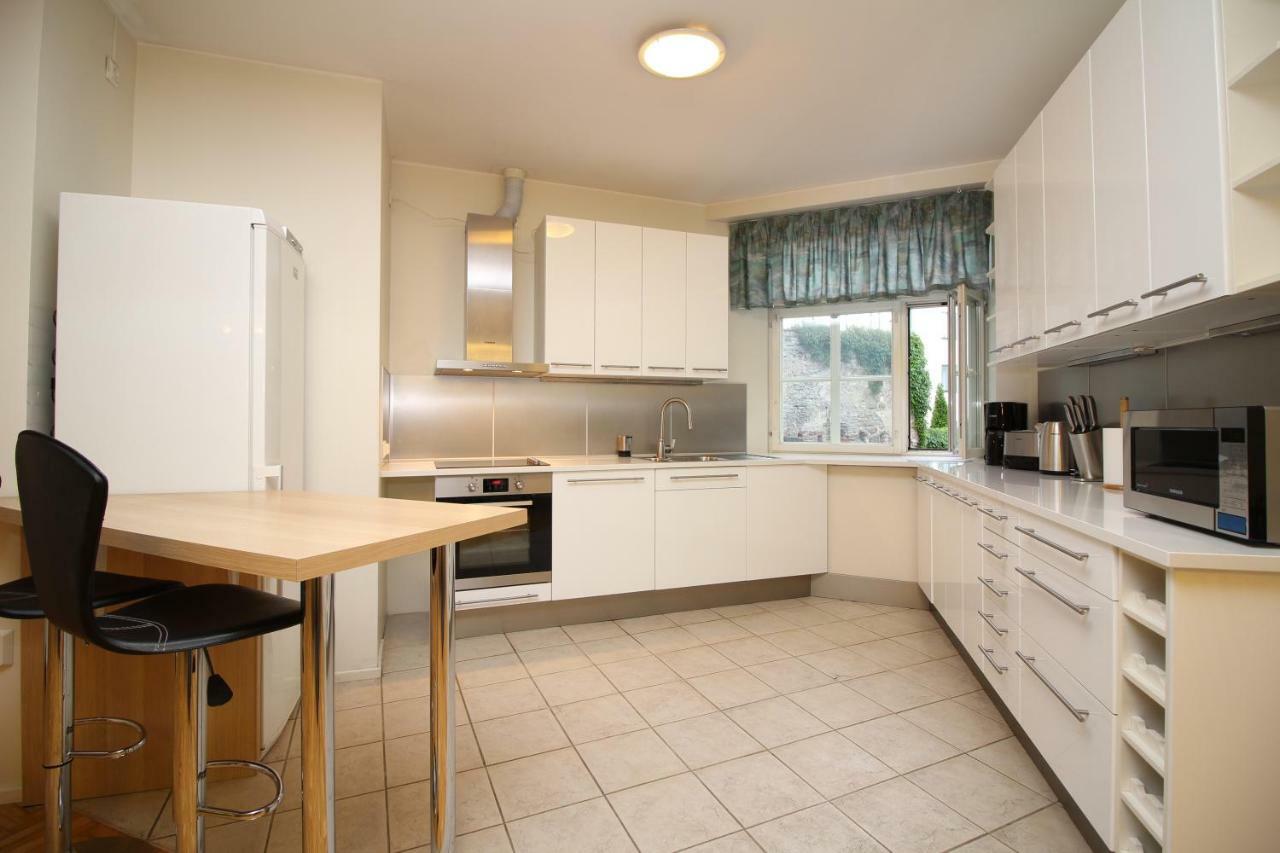 Tallinn City Apartments 4 Bedroom With Sauna And 2 Bathroom Exteriör bild